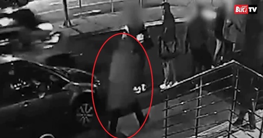 VIDEO | A apărut filmarea şocantă în care un lider de galerie este executat cu sânge rece, în plină stradă. Imagini cu puternic impact emoţional