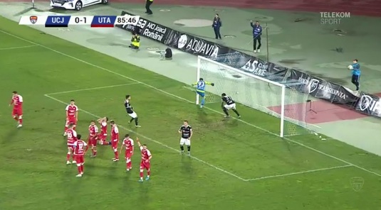 VIDEO | "U" Cluj suflă două puncte celor de la UTA Arad, pe final de meci. Veteranul Dorin Goga, eroul "studenţilor"