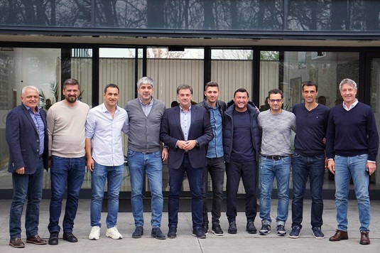 Arbitrii şi antrenorii de Liga 1 s-au întâlnit la Mogoşoaia. Au lipsit "greii" Dan Petrescu, Gheorghe Hagi sau Victor Piţurcă