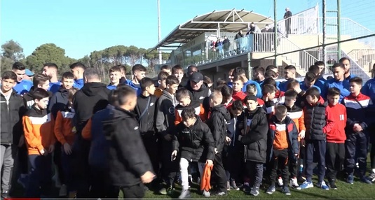VIDEO | Gheorghe Hagi, luat cu asalt de juniorii unei formaţii din România, la primul antrenament al Viitorului din Antalya