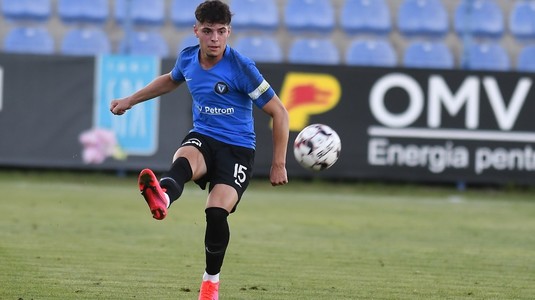 Alexandru Georgescu, al 41-lea fotbalist debutat de Viitorul în Liga 1. "Felicitări Alex şi mult succes în continuare"
