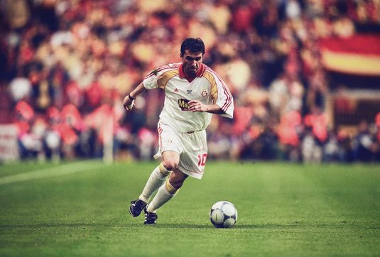 20 de ani de la Supercupa Europei dintre Galatasaray şi Real Madrid! Seara în care Hagi şi Popescu au fost adevăraţii "galactici"