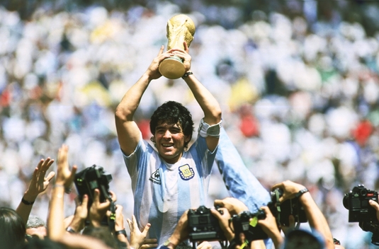 Dacă mai avea nevoie de prezentare: cel care a fost Diego Armando Maradona! Motivul pentru care nu a primit niciodată "Balonul de Aur"
