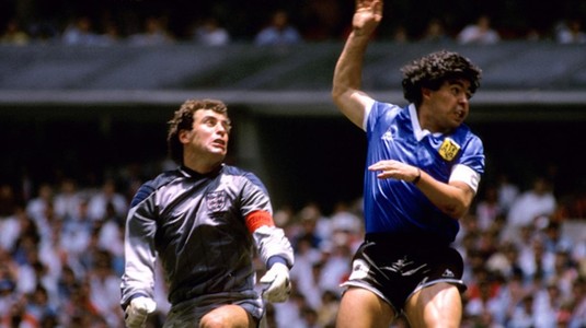 “Maradona avea măreţie în el, dar nu avea sportivitate”. Peter Shilton nu va uita niciodată “Mâna lui Dumnezeu”