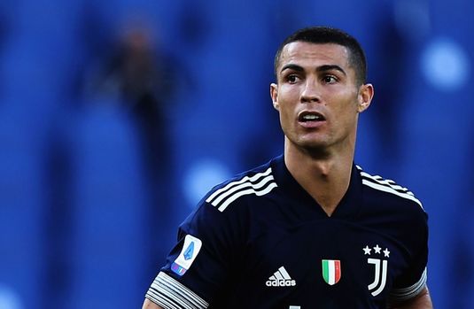 Cristiano Ronaldo câştigă trofeul "Golden Foot" oferit de publicaţia italiană Il Messaggero