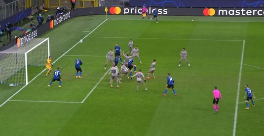 În ultimul minut de joc, Inter Milano putea marca golul care să o urce de pe locul 4 până pe locul 2 însă Lukaku nu a fost de acord :)  VIDEO 