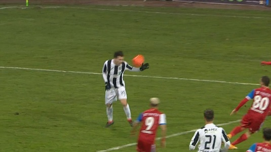 VIDEO | FC Botoşani a cerut penalty în meciul cu Astra, în prima repriză! Se putea acorda?