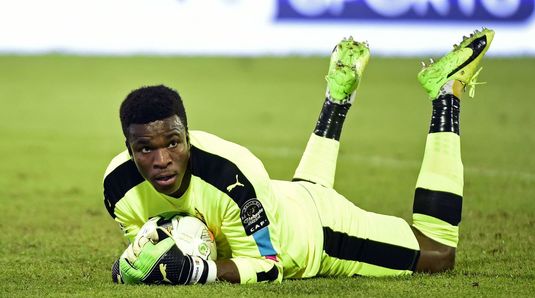 Fabrice Ondoa dat afară de la echipa de club după ce a organizat o petrecere în plină pandemie. Acesta a trecut şi pe la tineretul Barcelonei
