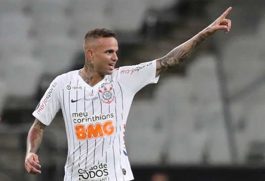 VIDEO | Un fotbalist de la Corinthians a fost bătut de proprii fani