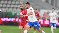 VIDEO | Dinamo - Farul 0-2. Campioana şi-a revenit după eşecul cu FCSB. ”Câinii” au primit un gol în superioritate numerică