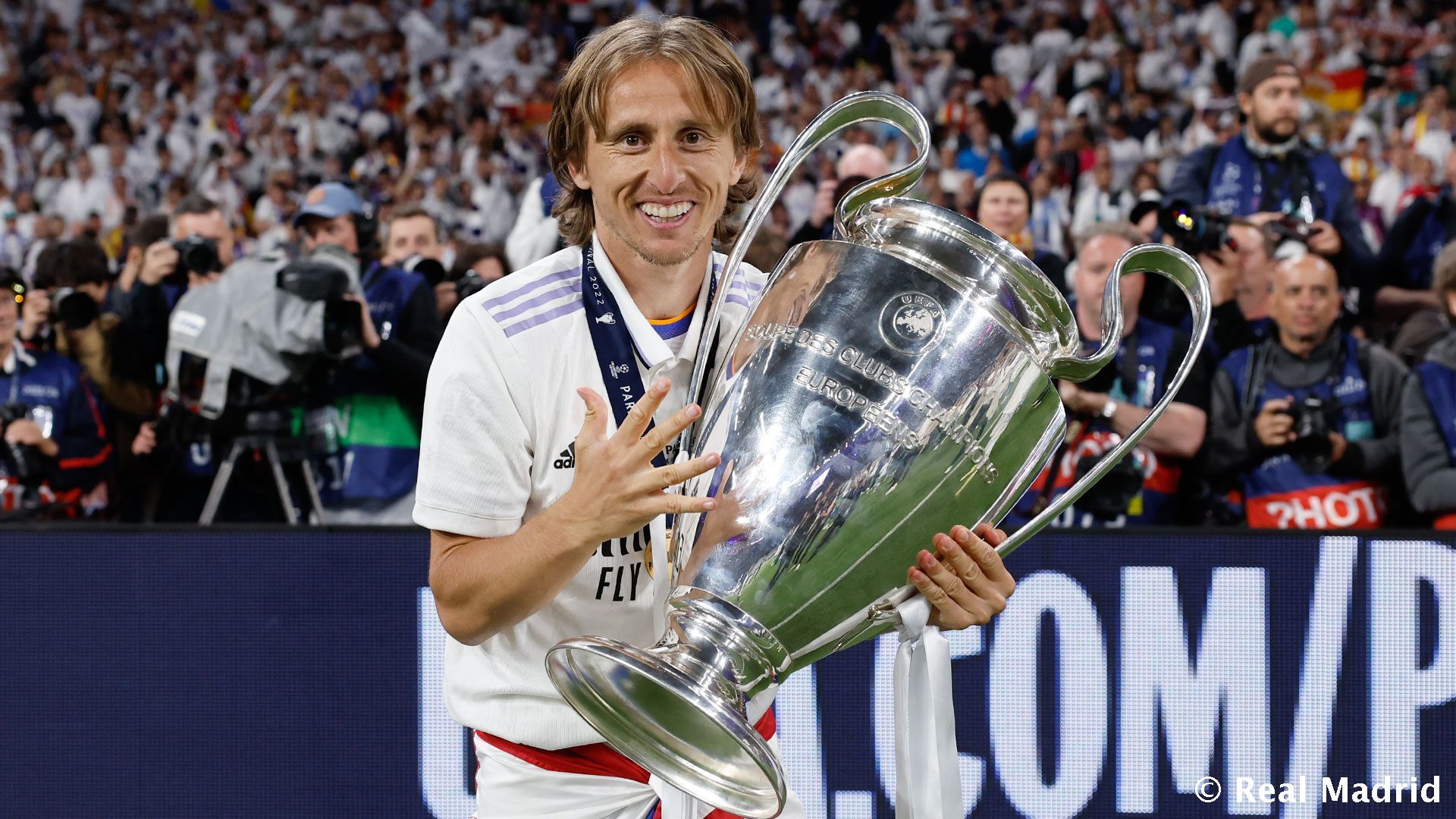 BREAKING | Luka Modric pleacă de la Real Madrid! Predrag Mijatovic l-a dat de gol