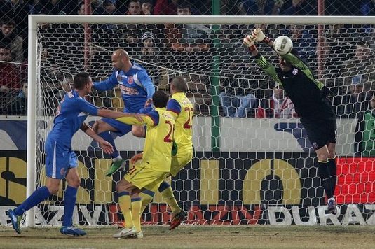 FCM Tg. Mureş - Steaua 1-0. Imagini, caseta tehnică şi reacţiile: "Au dezumflat mingile!" :)