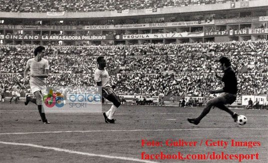Imaginea zilei: Cornel Dinu, Adamache şi Pele în Brazilia - România 3-2 (CM 1970)