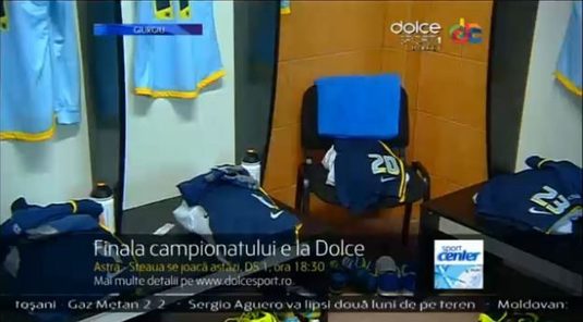 VIDEO Tatu şi Răduţ au fost înghesuiţi într-un colţ al vestiarului înainte de Astra - Steaua