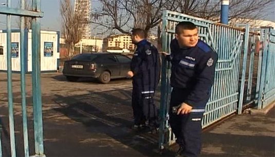 VIDEO Incredibil ce se întâmplă la Craiova. Ce-au păţit Marcel Iancu şi Nicolo Napoli la stadion!