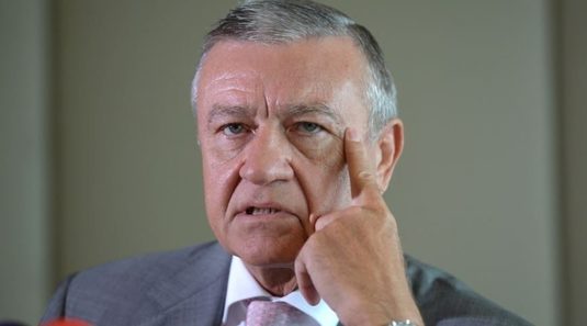 Mircea Sandu sare în apărarea Stelei: "Robert Dumitru e băiat serios, dar a avut prea multe greşeli"