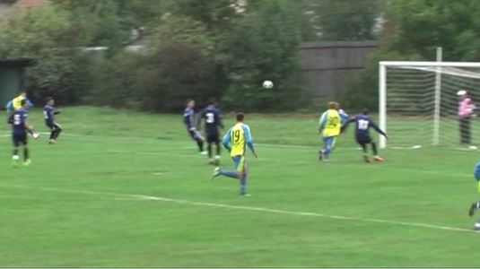 Faza zilei. El este noul "Maradona din Carpaţi". Priviţi ce execuţie a avut acest fotbalist din Liga a III-a! VIDEO
