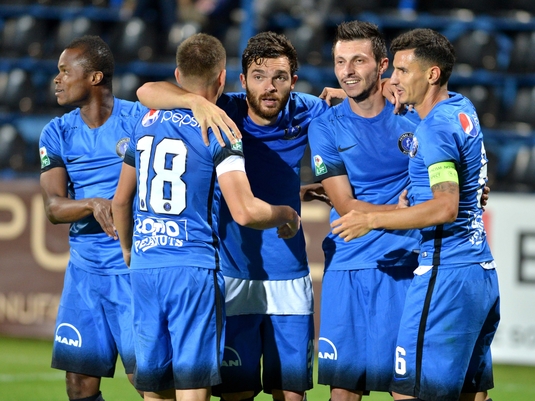 Viitorul - CSU Craiova 2-0. Echipa lui Hagi e noul lider în Liga 1 VIDEO