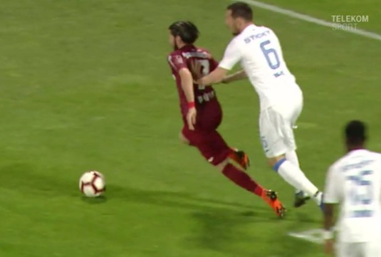 VIDEO | Două minute de coşmar pentru Ovidiu Haţegan. Gol anulat şi penalty acordat aiurea în meciul CFR Cluj - U Craiova