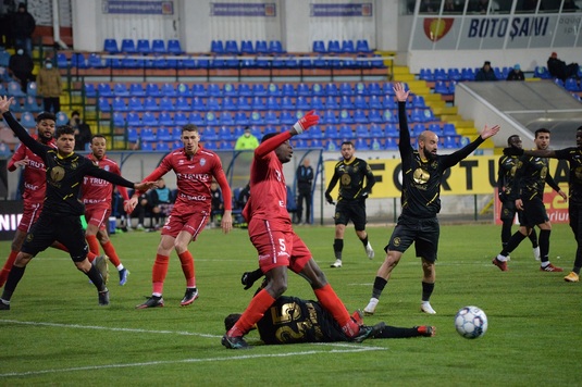 VIDEO | FC Botoşani - Gaz Metan Mediaş 5-0. Echipa lui Marius Croitoru, victorie categorică în play-out