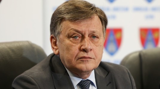 Crin Antonescu, despre Mircea Lucescu şi echipa naţională. Politicianul are mare încredere în ”Il Luce”: ”E o istorie. Este evident o alegere bună”