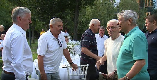 VIDEO | Imagini de la petrecerea lui Mircea Lucescu, organizată cu o zi înainte de a împlini 80 de ani! "Il Luce" i-a cucerit pe invitaţi cu discursul său