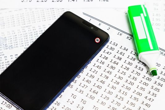 Cum se stabilesc cotele la pariuri sportive?
