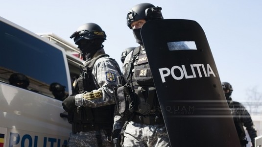 Ies la iveală noi detalii în scandalul momentului în fotbalul românesc. Doi suspecţi, plasaţi în arest preventiv în ancheta privind fraude la pariuri din Liga a III-a