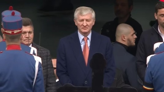 Cel mai bogat om din Ucraina, emoţionat lângă catafalcul lui Mircea Lucescu. Gestul făcut faţă de Neli şi Răzvan Lucescu