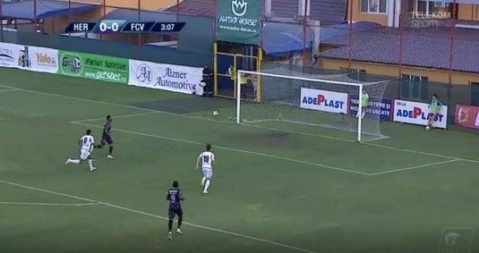 VIDEO | Una dintre cele mai ciudate faze din Liga 1. Cum a trecut Hermannstadt pe lângă gol
