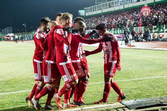 VIDEO | Sepsi - Chiajna 3-0. Elevii lui Eugen Neagoe încheie anul pe loc de play-off. A şasea înfrângere pentru echipa lui Dorinel Munteanu