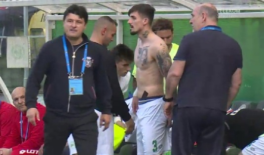 VIDEO | A vrut să intre pe teren, dar a rămas la bustul gol. Fază ciudată la meciul Chiajna - FC Botoşani. Falub: ”Nu pot să înţeleg, am căutat 5 minute”