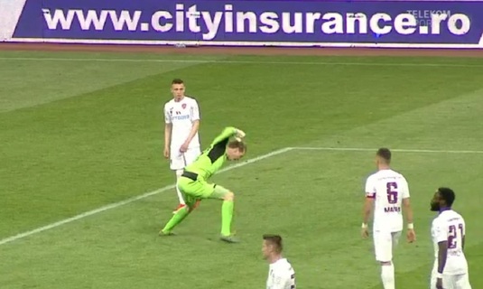 VIDEO | Arlauskis a înnebunit de nervi la super golul înscris de Teixeira. Aproape că a sărit să-l bată pe Costache