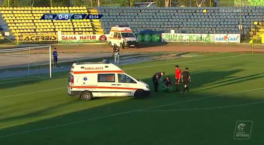 VIDEO | Situaţie critică la Călăraşi! Doi jucători făcuţi KO, ambele ambulanţe au intrat pe teren 