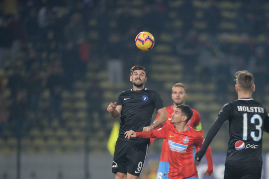 EXCLUSIV | ŞOC în fotbalul românesc! Fotbalist din Liga l prins că pariază pe meciurile echipei sale. FRF a decis când anunţă sentinţa