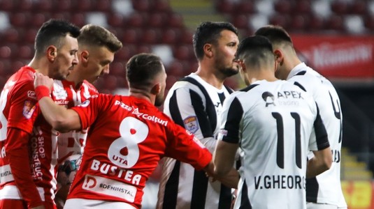 VIDEO | UTA Arad - Astra Giurgiu 0-6! Arădenii, umiliţi pe teren propriu. Budescu a reuşit un hat-trick 