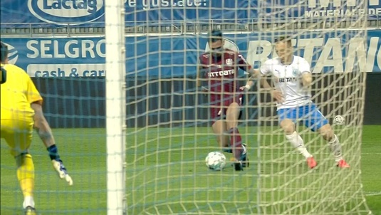 VIDEO | CFR Cluj trebuia să primească un penalty în derby-ul cu U Craiova. Balaj e sigur: "Ţinerea o faci doar dacă vrei!"