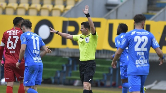 VIDEO | Chindia Târgovişte - FC Botoşani 1-1. Moldovenii ratează şansa de a reveni pe locul 3. Decizii controversate de arbitraj, în prima repriză