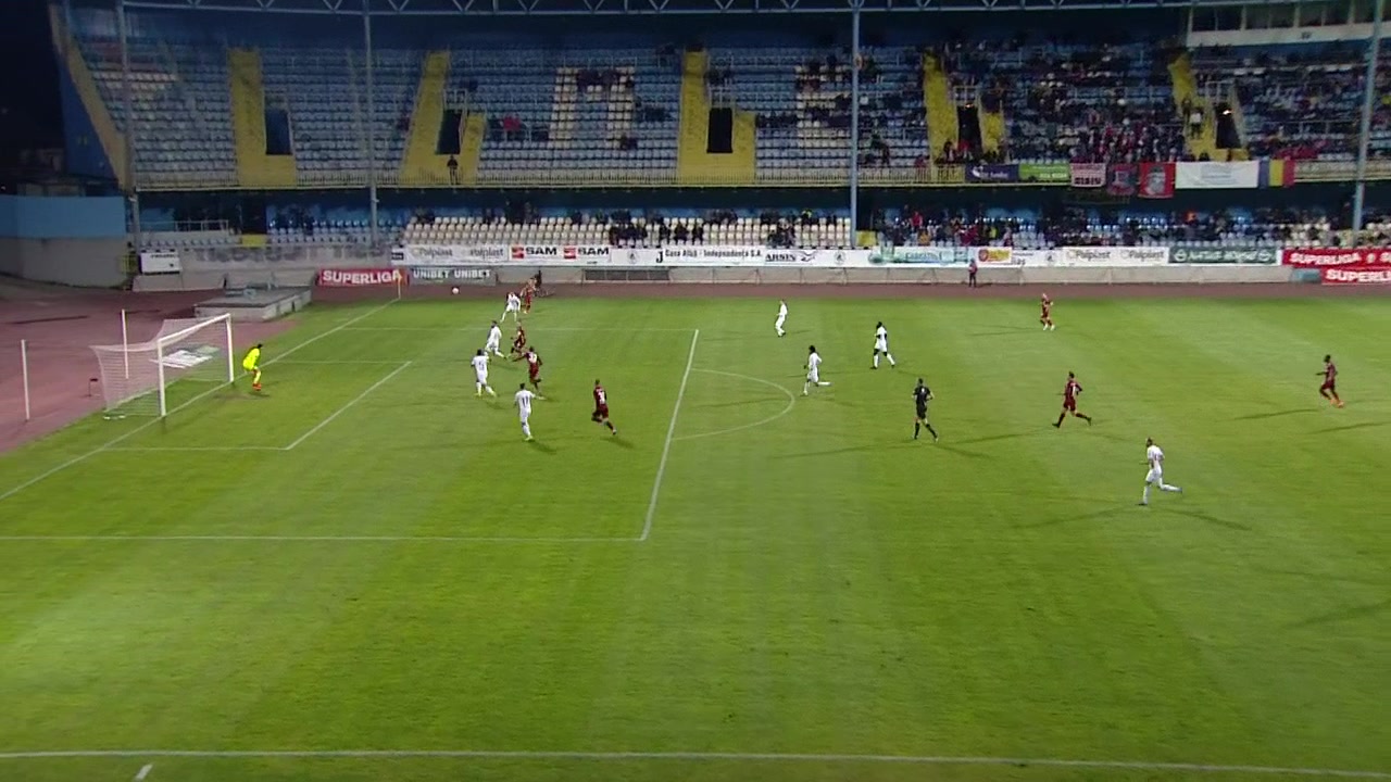 CFR Cluj se întoarce cu 3 puncte din deplasarea de la FC Hermannstadt. Scor  2-3. Care e diferența față de liderul Farul 