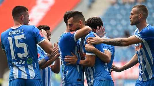 VIDEO | Universitatea Craiova - UTA 4-2. Spectacol total în Bănie! Oltenii lui Gâlcă obţin prima victorie din acest sezon. Goluri superbe şi greşeli de începători