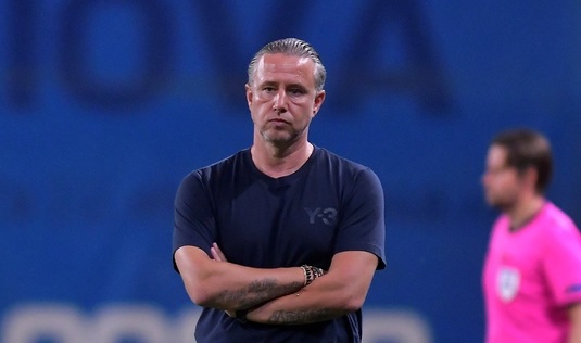 Laurenţiu Reghecampf i-a atras atenţia unui jucător de la FCSB, după înfrângerea cu Farul: ”Nu îşi mai ajută colegii. Nu e în apele lui”