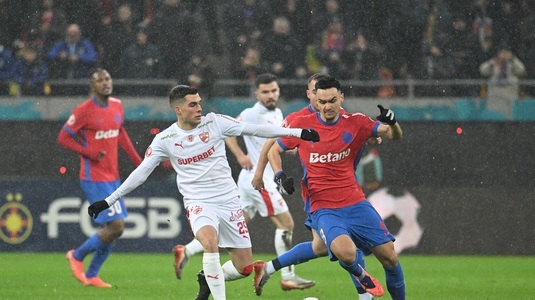 LIVE VIDEO | FCSB - Dinamo, ACUM, pe Orangesport.ro. O primă repriză fără goluri şi cu ploaie multă