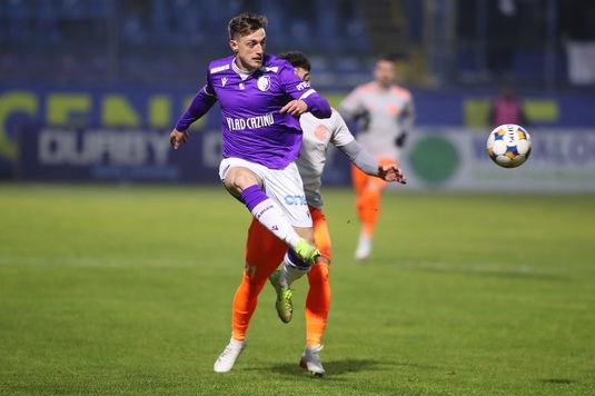 LIVE VIDEO | Metaloglobus - FC Argeş, ACUM, pe orangesport.ro. Gazdele, fără soluţii după ce au rămas în 10. Micovschi a înscris şi el