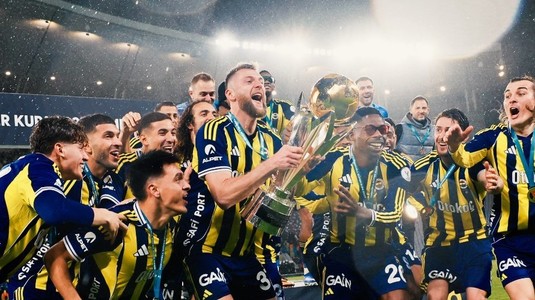 Fenerbahce nu vine cu lotul complet la Bucureşti. Câteva nume grele lipsesc din lotul Supercampioanei Turciei. Noul transferat nu va fi prezent pe Arena Naţională