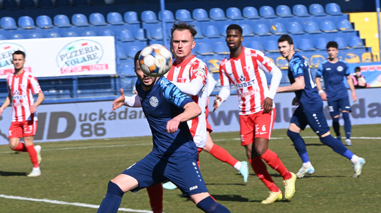 LIVE VIDEO Metaloglobus - UTA Arad, ACUM, pe orangesport.ro. A început repriza secundă