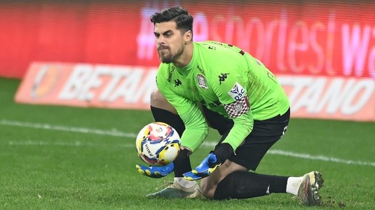 Virgil Drăghia nu a rămas indiferent şi a reacţionat după ce Diana Şucu l-a comparat cu o focă. Ce a postat portarul pe reţelele de socializare | FOTO