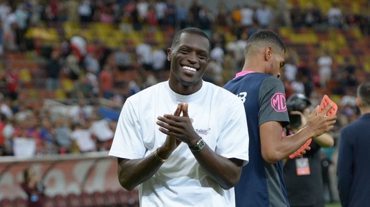 Joyskim Dawa s-a dus la patron şi l-a implorat: "A început să plângă, că se lasă de fotbal"
