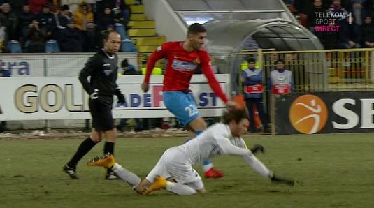 VIDEO | Fază comică la Botoşani - FCSB. Ciaccheri a vrut să-i fure mingea lui Popescu, dar a căzut fără să fie lovit de cineva!
