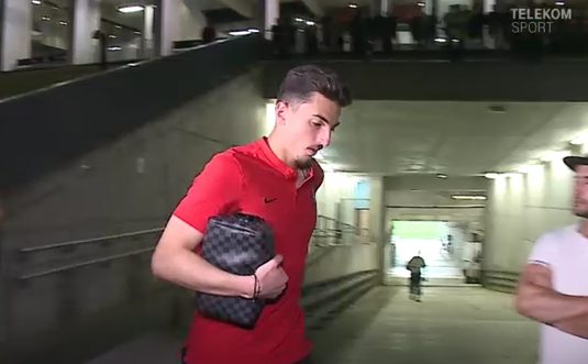 VIDEO | Fanii nu l-au iertat pe Andrei Vlad. Primire infernală pentru tânărul portar al FCSB-ului la ieşirea din stadion