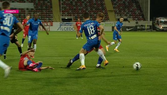 VIDEO FCSB trebuia să primească un penalty în prima repriză cu Slovan! Faza s-a petrecut la scorul de 0-0